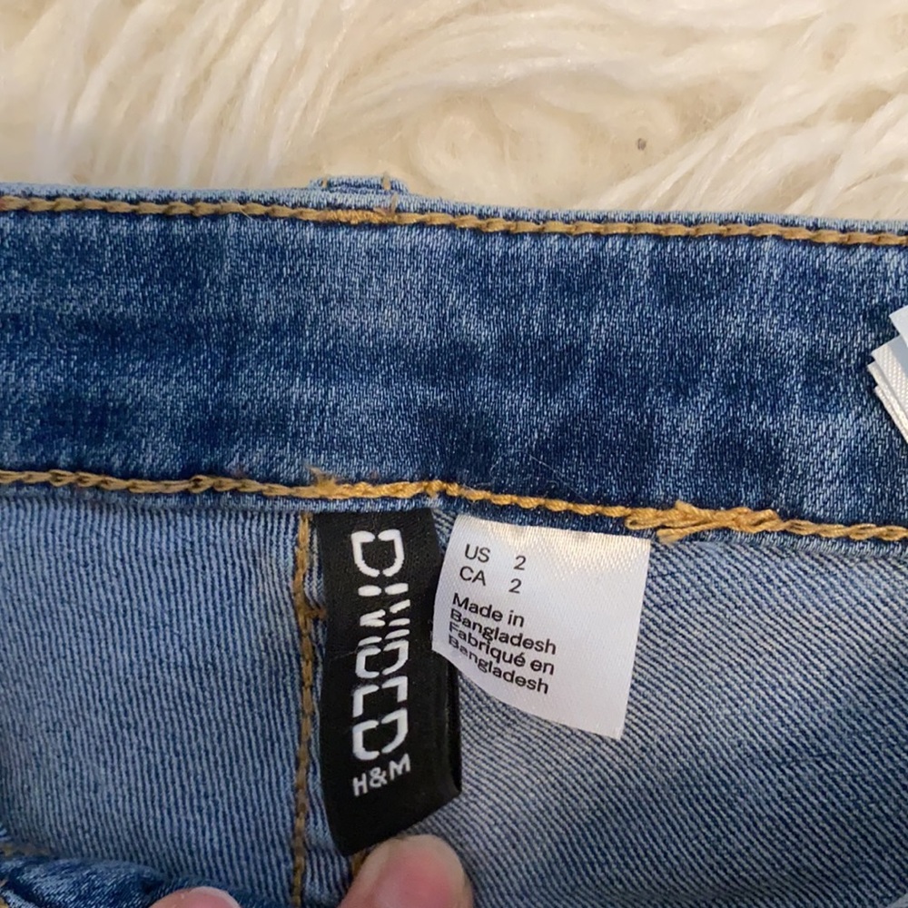 Skinny High Rise Jeans - Picture 2 of 3